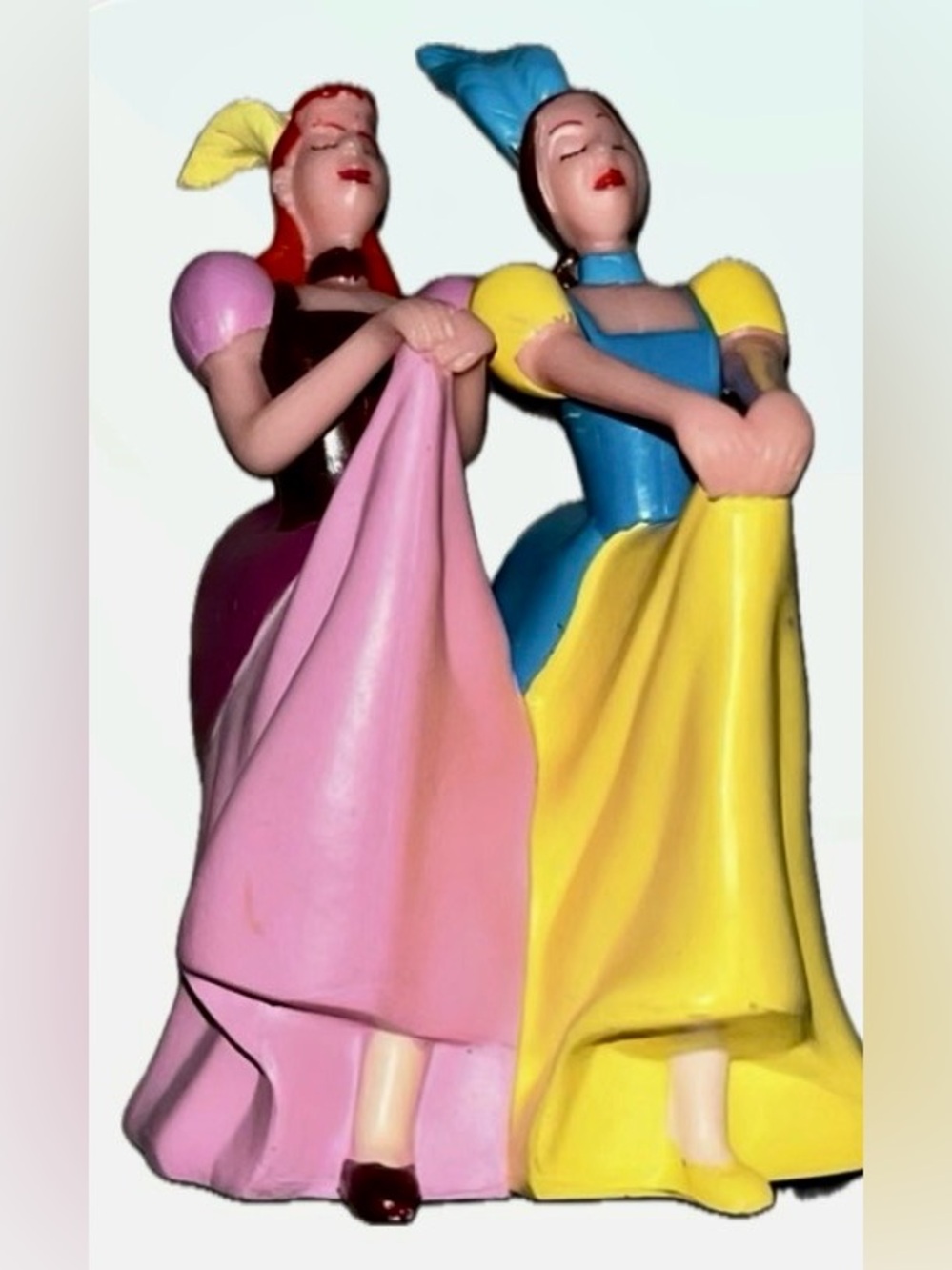 DISNEY - CINDERELLA’S EVIL STEPSISTERS - ANASTASIA & DRIZELLA FIGURES
